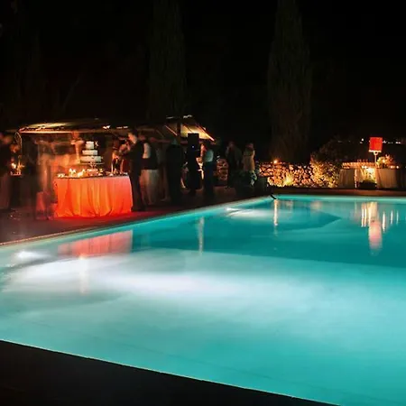 Tenuta Di Papena Nyaraló